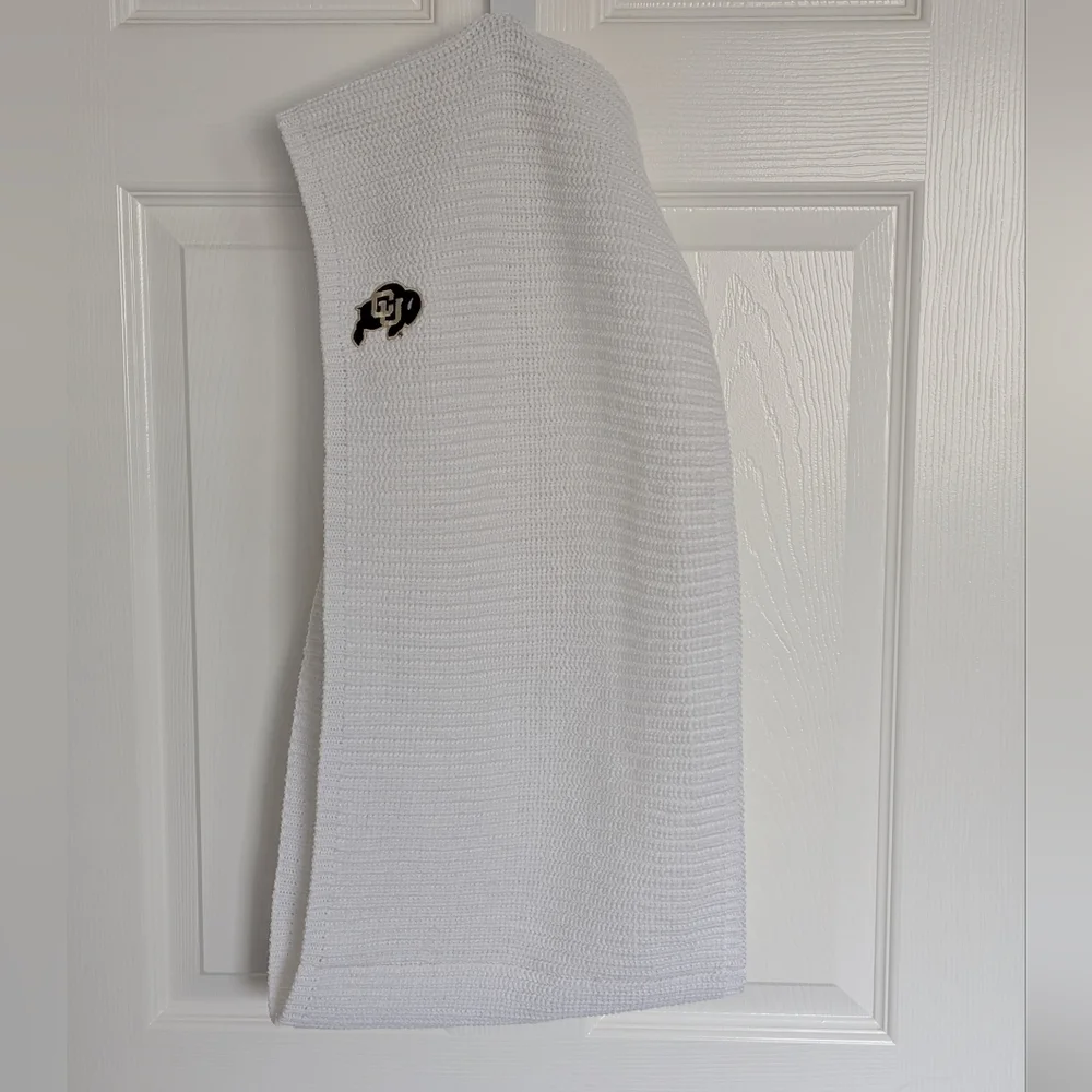CU Buffs White Knitted Infinity Scarf